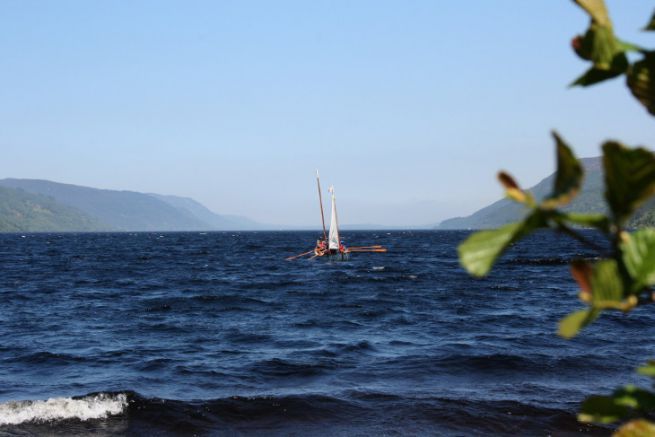 Elsie, canottaggio e vela contro la cotoletta del Loch Ness
