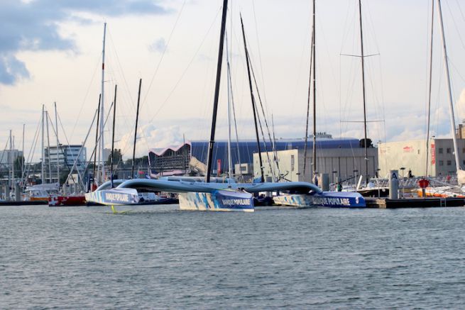 Il Maxi Banque Populaire IX torn in acqua a Lorient