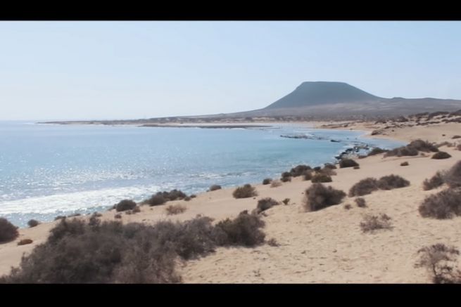 A vela Kalispera: Dallo Stretto di Gibilterra alla sontuosa Graciosa La Graciosa è una piccola isola di 27 km 'dove il tempo sembra essersi fermato' Questo parco naturale e riserva marittima offre rifugio a molte specie in via d'estinzione, che abitano le sue terre aride e vulcaniche. 'Paesaggi sorprendenti, uno spettacolo grandioso!'