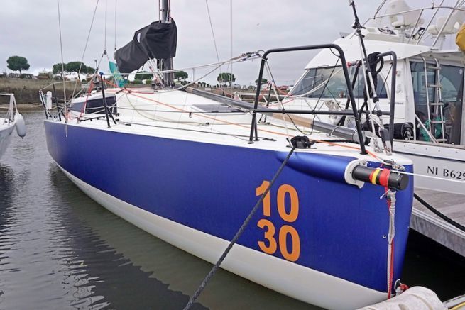 Disposizione del JPK 1030, spazio per i velisti in regata