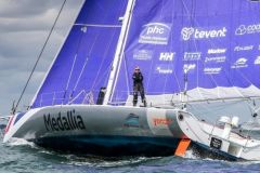 Pip Hare al timone di Medallia