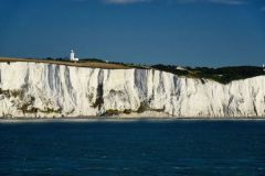 Le scogliere di Dover, la famosa porta del Regno Unito, sono ora pi facilmente accessibili agli europei