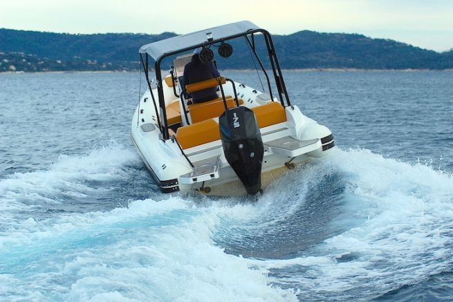 L'allestimento di un RIB, Loup de Mer si concentra sul top della gamma