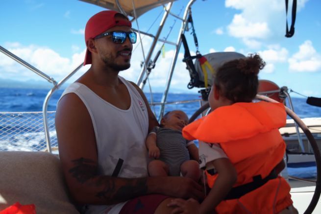 Perch vivere su una barca a vela con la tua famiglia? La risposta di Nomad Citizen Sailing