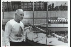 Marcel Bardiaux e la sua barca a vela INOX