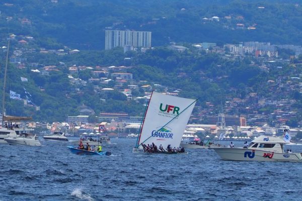Il Tour de Martinique in skiff tondi, tra incanto e passione sportiva