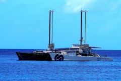 Energy Observer, visita il catamarano a vela alimentato a idrogeno che ha completato il giro del mondo