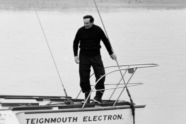 Donald Crowhurst: la bugia di un uomo in difficolt durante la sfida del Golden Globe del 1968