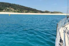 Tra Lorient e Lisbona, il nostro ancoraggio idilliaco nelle Isole Cies
