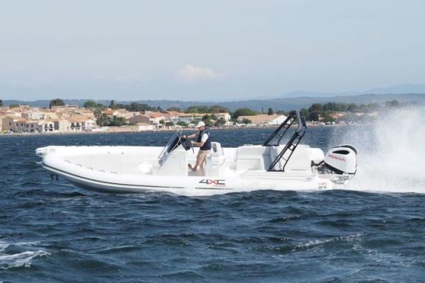 4XC Design HA27: prova del semirigido progettato da Honda Marine e Altamarea