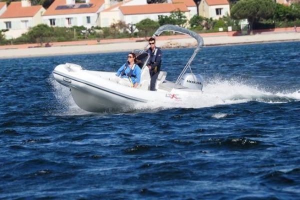 4XC HA20: test sull'Etang de Thau con 20 nodi di vento