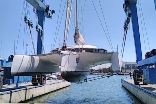 Azure Boat Services: manutenzione completa per monoscafi e multiscafi