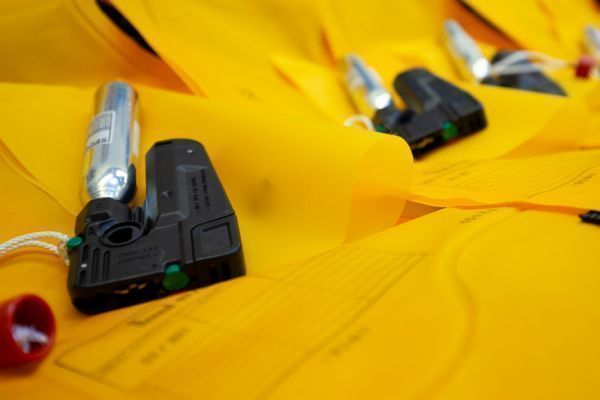 Manutenzione del gilet Secumar: cosa si pu fare da soli e cosa va lasciato ai professionisti