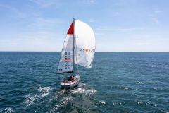 Concarneau render� omaggio a Charlie Dalin