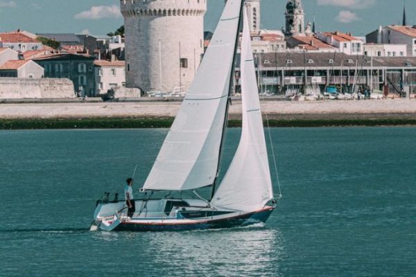 Kwal 8 si avvicina a La Rochelle