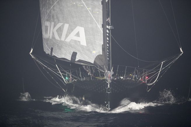 Danni da parte dell'IMOCA Hugo Boss