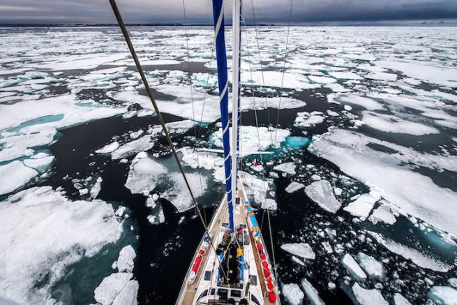 Sotto il Polo nel bel mezzo del passaggio a nord-ovest