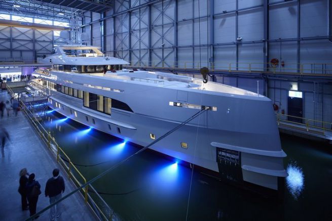 La casa del superyacht, nel cantiere Heesen Yachts