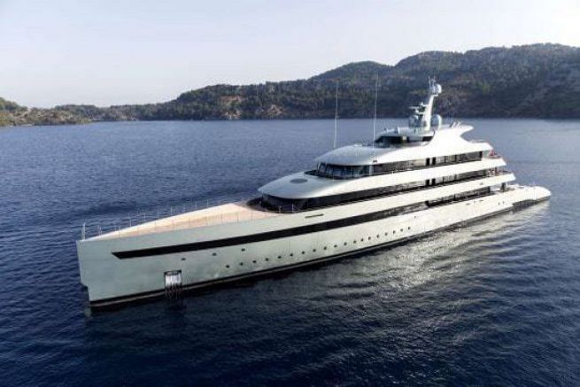 Savannah il primo yacht super ibrido al mondo del cantiere Feadshiard