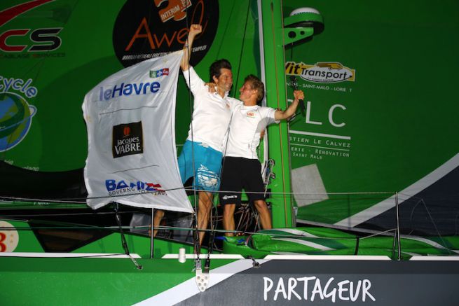 La classe 40 V e B vince la Transat Jacques Vabre