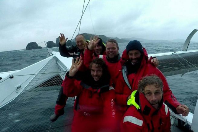 L'equipaggio di Idec Sport a Cape Horn