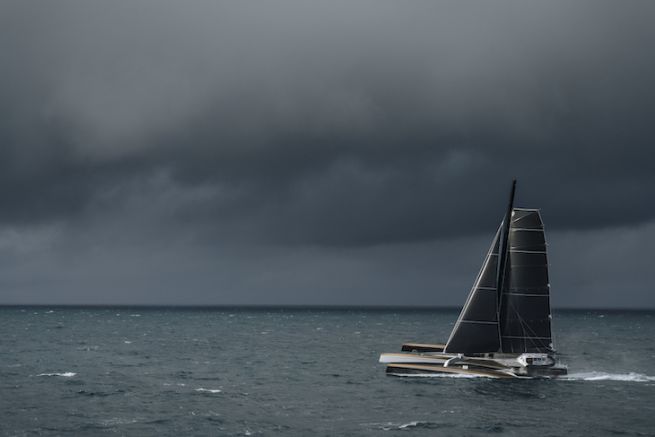 Spindrift 2, in attesa del Jules Verne Trophy