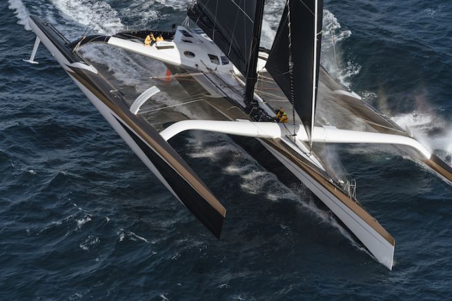 Spindrift 2 ha arrotondato la longitudine di Cape Horn marted 22 dicembre alle 09:09 (ora francese), dopo 30 giorni 04 ore 07 minuti in mare dalla partenza da Ushant.