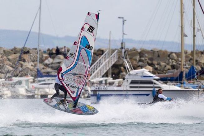 Prove della gara di traino a Morgat